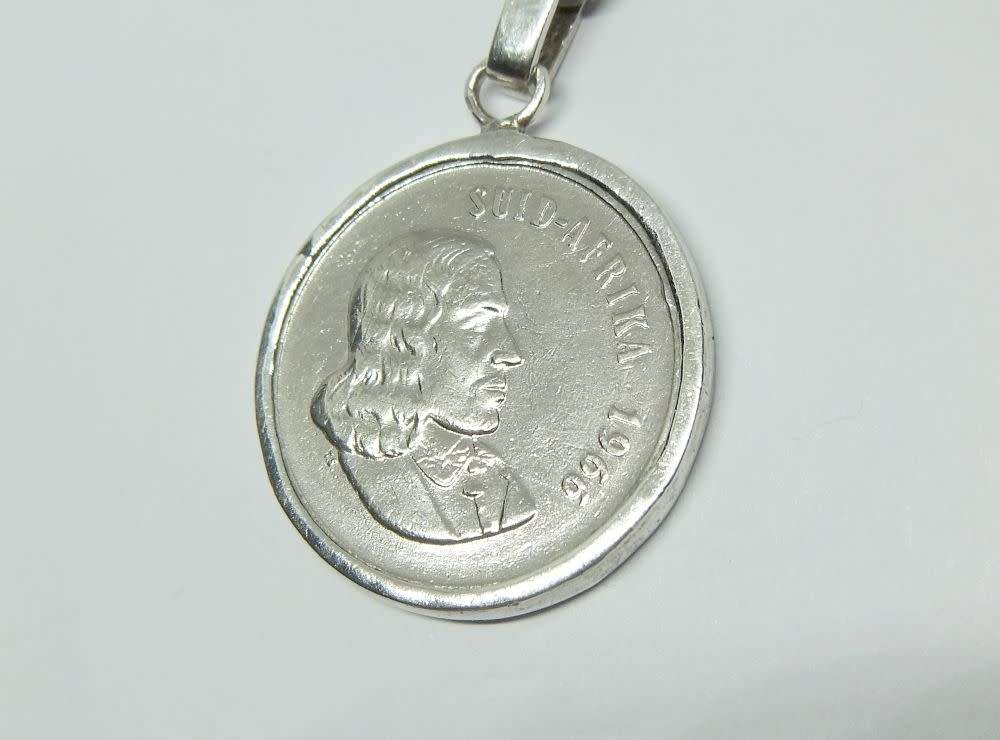 R1 START !! A SOLID STERLING SILVER NECKLACE & 1966 NICKEL 50c COIN STERLING SILVER PENDANT !! WOW