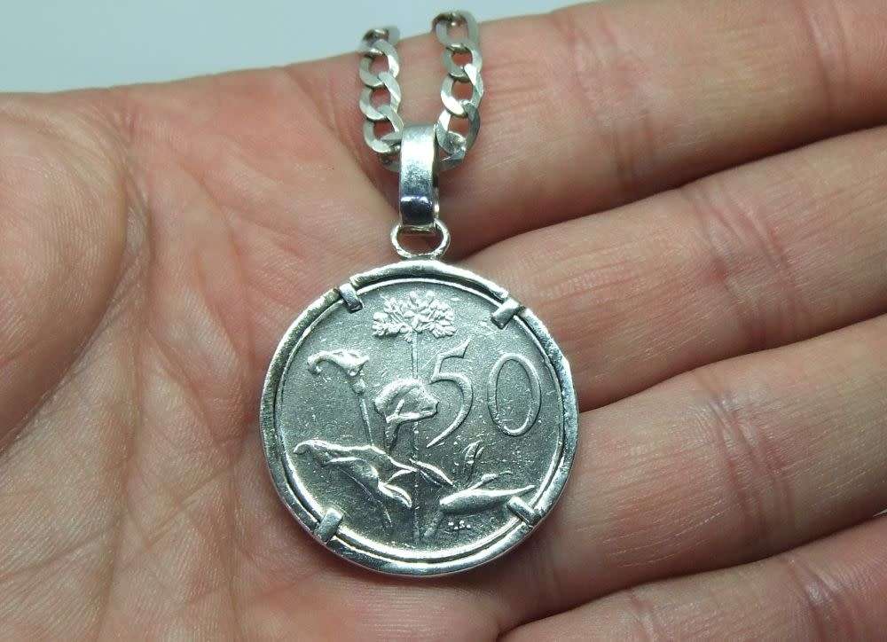 R1 START !! A SOLID STERLING SILVER NECKLACE & 1966 NICKEL 50c COIN STERLING SILVER PENDANT !! WOW