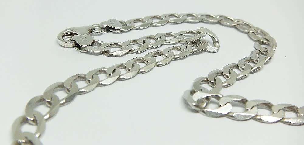 R1 START !! AN AWESOME SOLID STERLING SILVER CURB LINK NECKLACE IN GREAT CONDITION !! FREE COMBINING