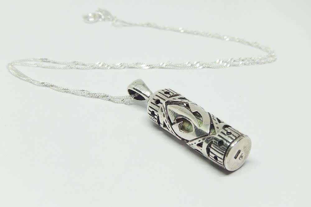 WOW !! AN AWESOME SOLID STERLING SILVER SCROLL PENDANT PLUS A STERLING SILVER NECKLACE !! LOOK !!