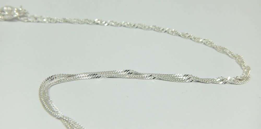 R1 START !! A 40 CM STERLING SILVER NECKLACE & STERLING SILVER CABOCHON GENUINE ONYX PENDANT !! WOW