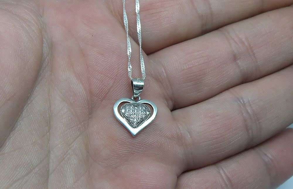 R1 START !! A 40 CM STERLING SILVER NECKLACE & STERLING SILVER CZ SET HEART PENDANT - FREE COMBINING