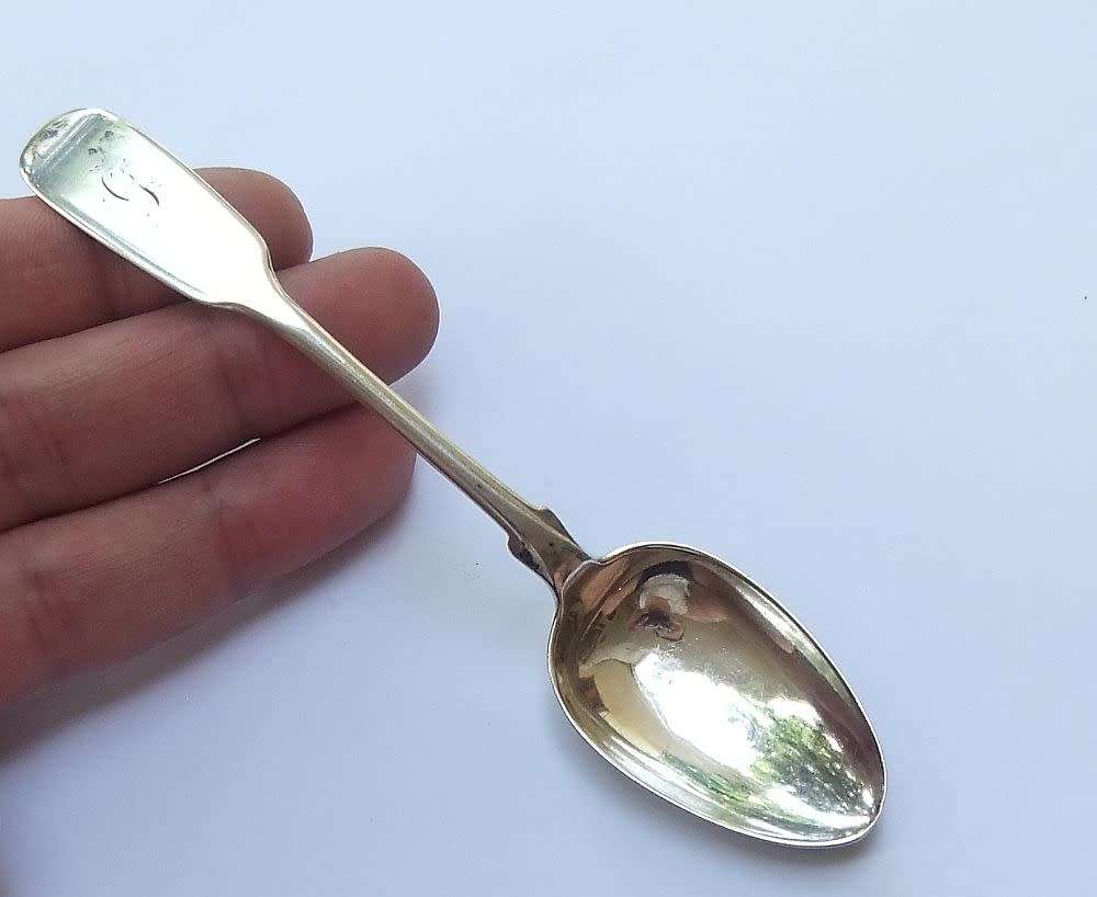REMARKABLE FIND !! AN ANTIQUE 1843 HALLMARKED STERLING SILVER SPOON BY MAKER J.S !! EXETER ENGLAND !