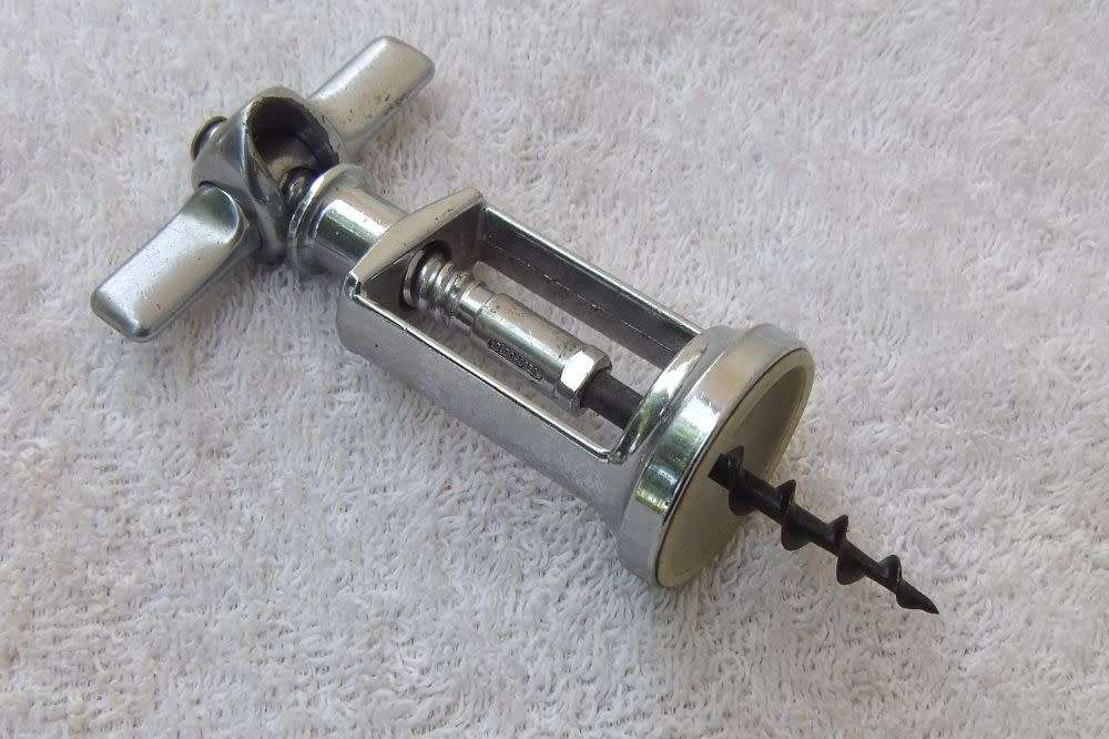 VINTAGE CORKSCREW - METAL - ITALY