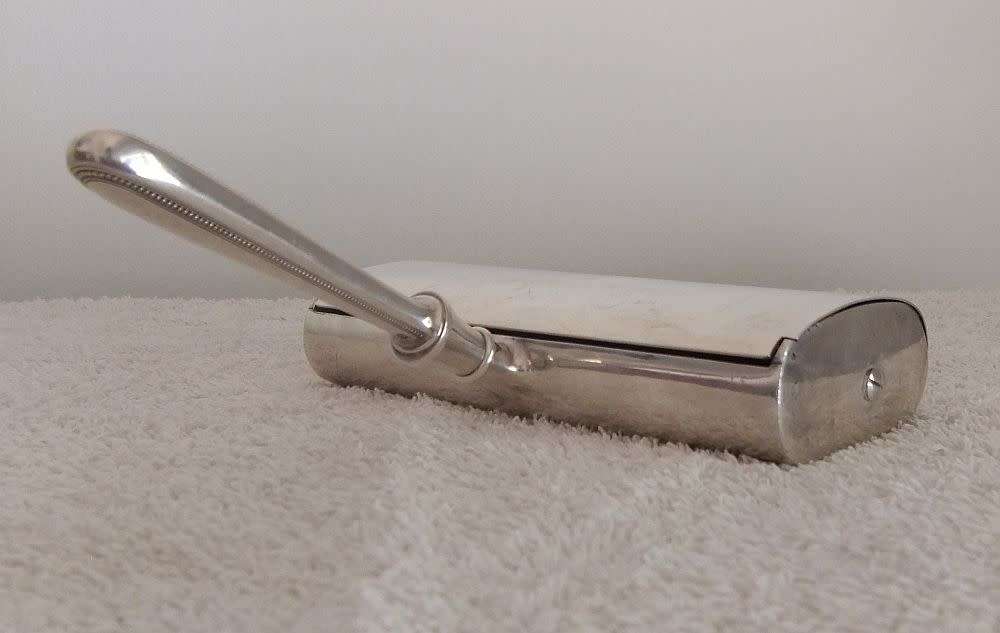 RARE FIND !! A VINTAGE FRENCH SILVERPLATE CRUMB TRAY AKA DUMB OR SILENT WAITER BY CHRISTOFLE !! WOW