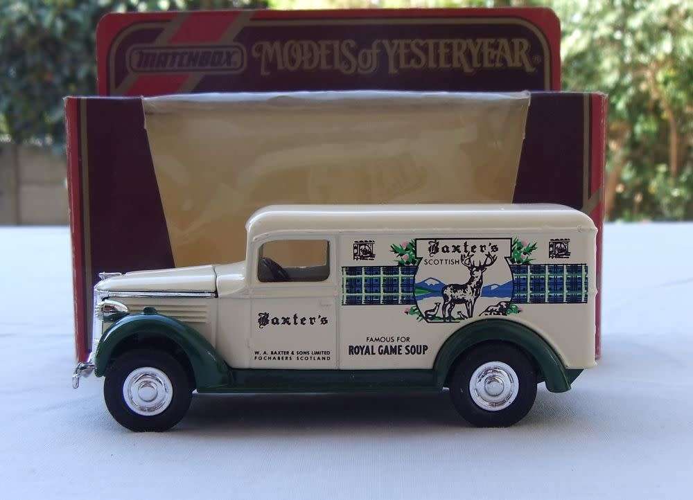 A VINTAGE DIE CAST METAL MODEL OF THE 1937 FOURGONNETTE GMC VAN BY MATCHBOX