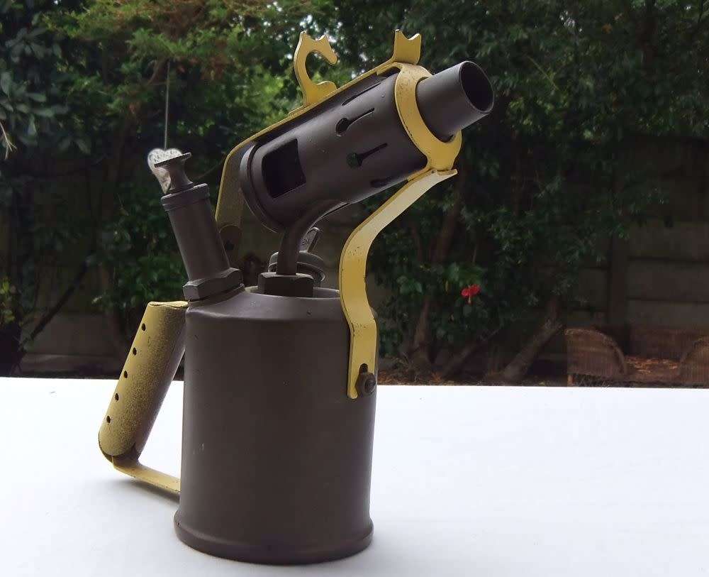 HARD TO FIND !! AN OLD 1930`S / 40`S OPTIMUS 411 BRASS BLOW LAMP ( TORCH ) MADE IN STOCKHOLM SWEDEN