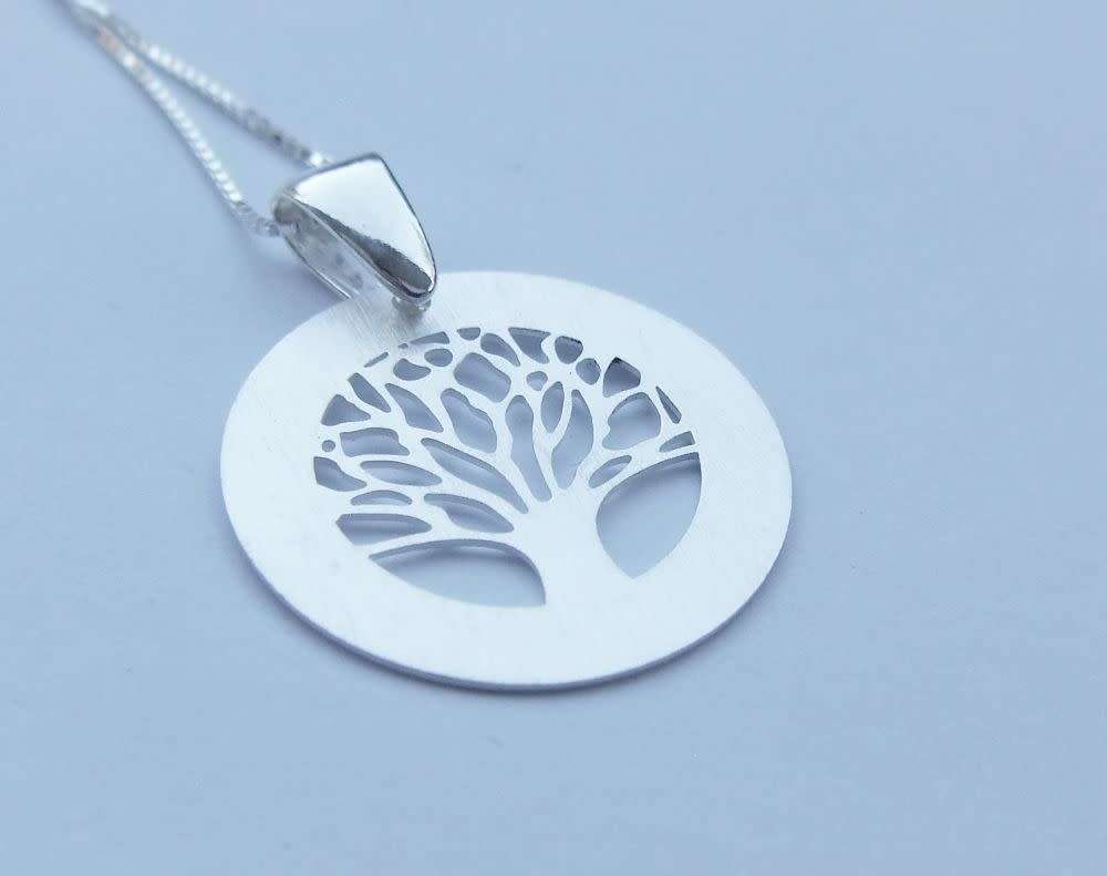 A genuine sterling silver necklace and pendant with tree of life motif - Brand new - Boxed