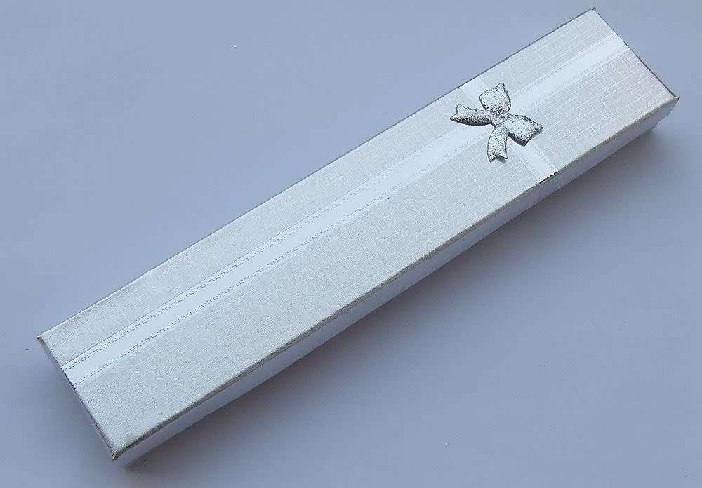 A genuine sterling silver necklace and sterling silver coin pendant - Brand new - Boxed