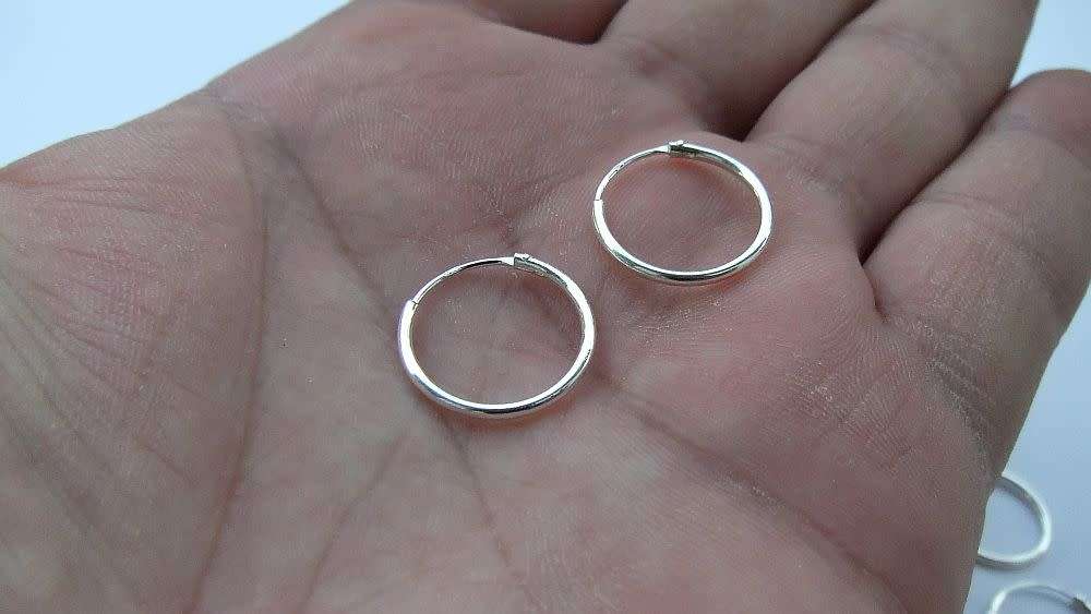 5 Pairs on auction - Genuine sterling silver sleeper earrings - Brand new - Bid per pair