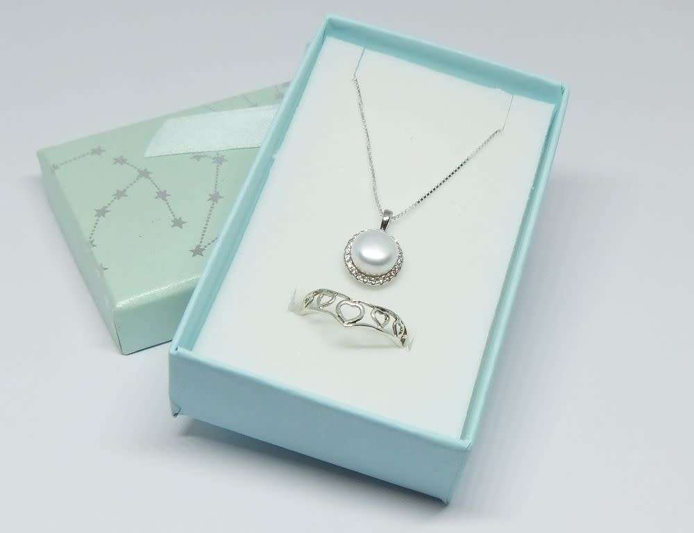 A genuine sterling silver necklace with mabe pearl pendant + sterling silver heart motif ring