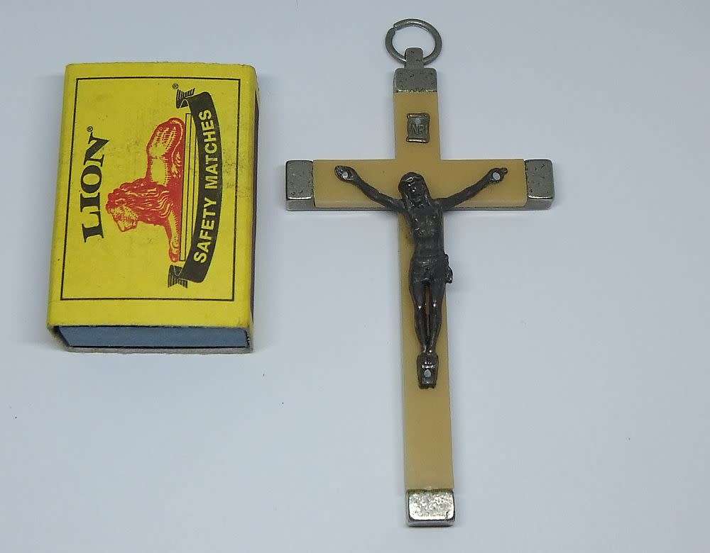 A magnificently detailed vintage Italian made Crucifix