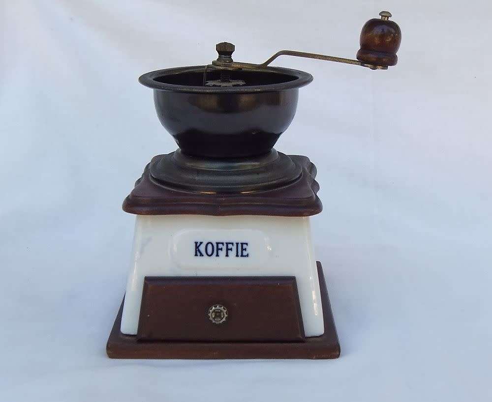 A lovely vintage `KOFFIE`  grinder with Delft style windmill decoration