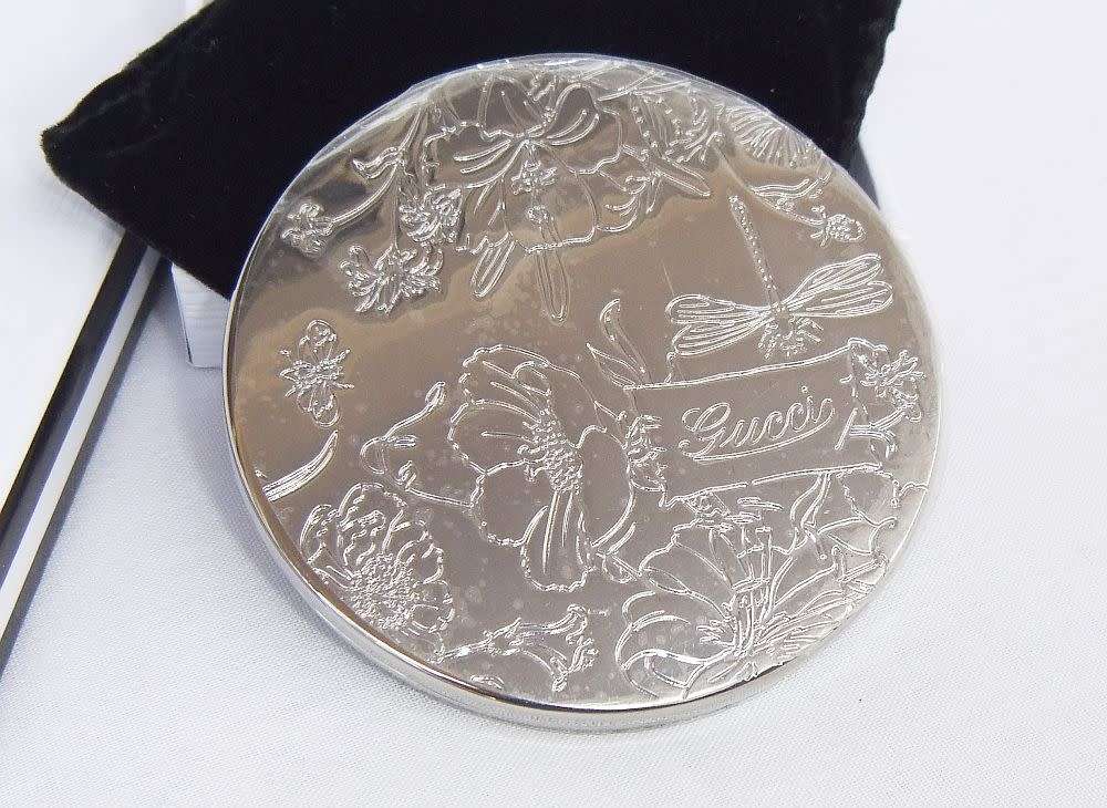 A fabulous new & boxed mirror compact by GUCCI in the ` The Garden ` pattern