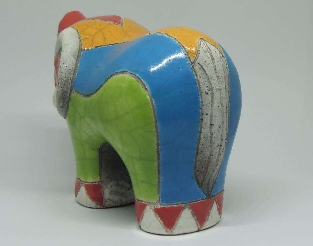 A COLOURFUL SIGNED VINTAGE RAKU POTTERY ELEPHANT FIGURINE