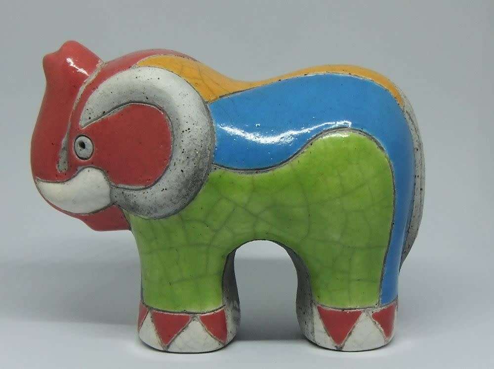 A COLOURFUL SIGNED VINTAGE RAKU POTTERY ELEPHANT FIGURINE
