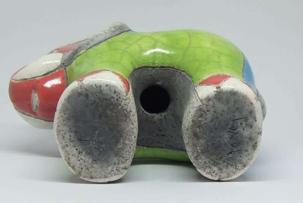 A COLOURFUL SIGNED VINTAGE RAKU POTTERY ELEPHANT FIGURINE