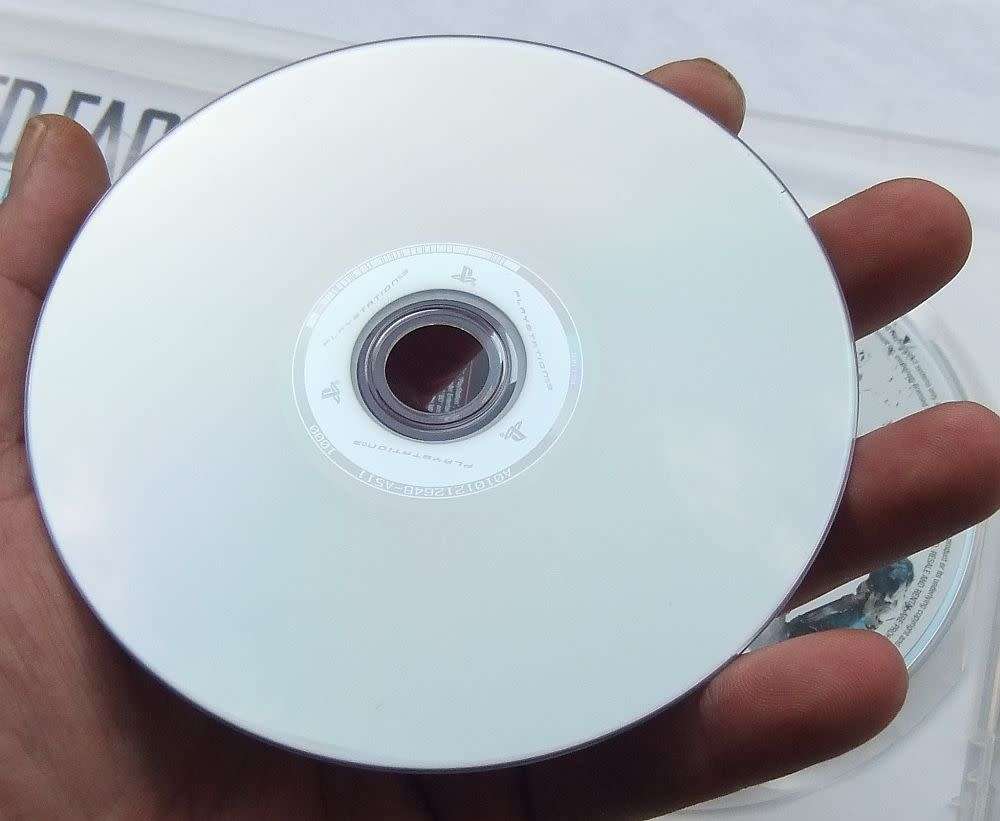 3 X PLAYSTATION 3 GAMES - ALPHA PROTOCOL , PROTOTYPE AND RED FACTION ARMAGEDDON !! COOL !!