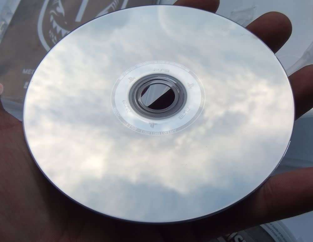 4 X PLAYSTATION 3 GAMES - BATTLEFIELD 3 , MASS EFFECT 3 , RESISTANCE 2 AND FALLOUT NEW VEGAS !! WOW