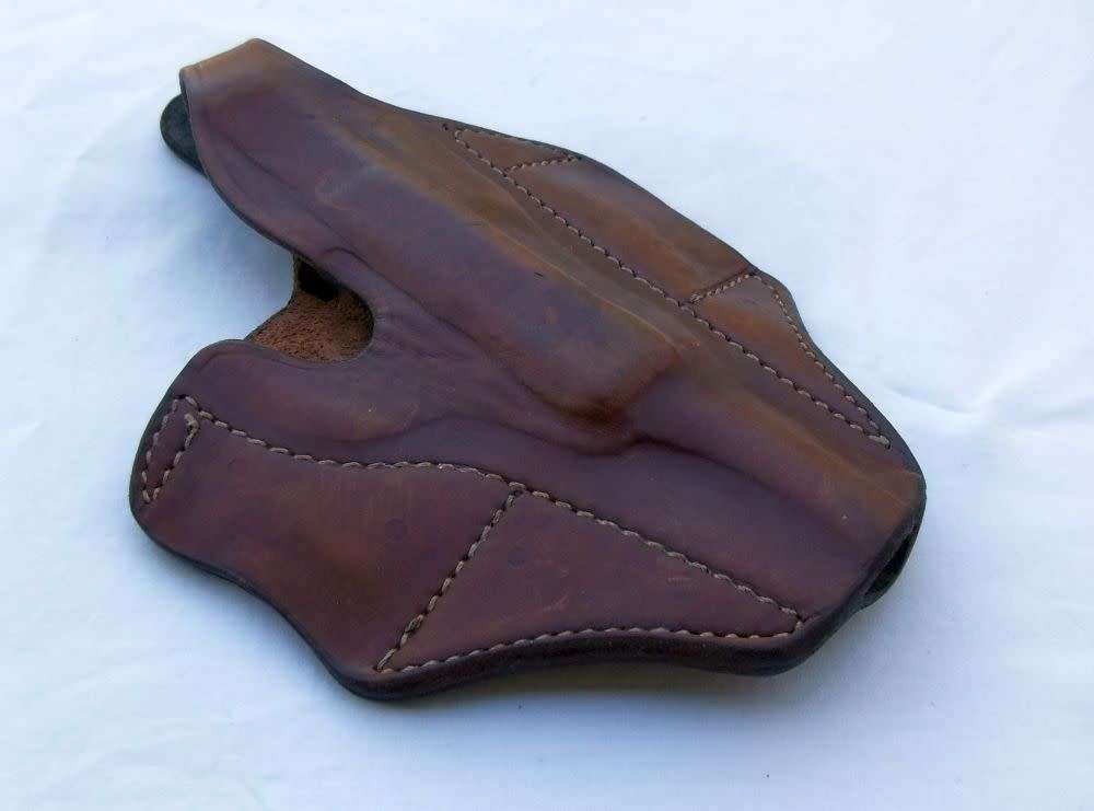 WOW !! AN AWESOME VINTAGE QUALITY GENUINE LEATHER WALTHER P38 PISTOL HOLSTER !!