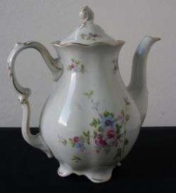 CZECHOSLIVAKIAN TEA POT - PIRKEN HAMMER - AVIGNON - MERRY CHRISTMAS