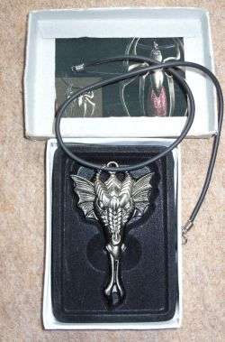 DRAGON HEAD PENDANT WITH HIDDEN KNIFE - POSTAGE R20