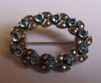 OLD STERLING SILVER BROOCHE - POSTAGE R20