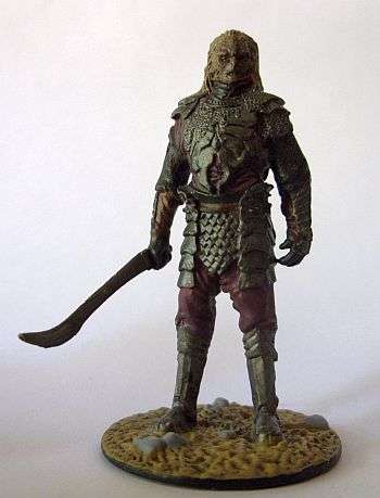 LEAD FIGURINE - VALUE R60 TO R150