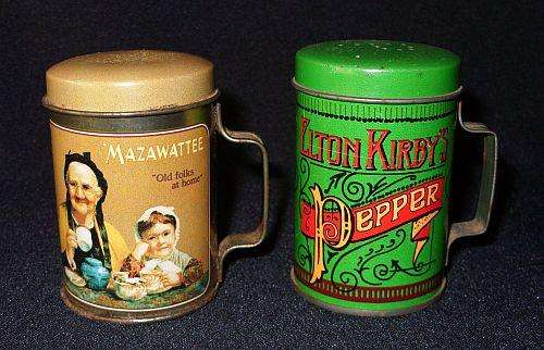 WOW !! MAZAWATTEE AND ELTON KIRBY PEPPER SHAKERS