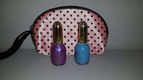 MAKE UP BAG WITH 2 BOTTLES NAIL POLISH