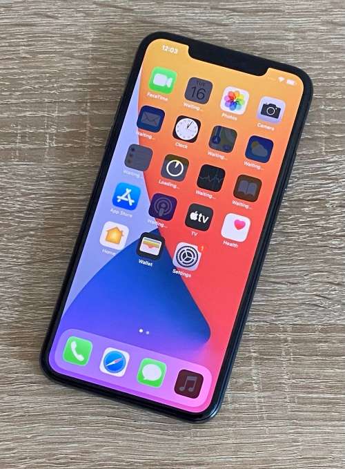 APPLE IPHONE 11 PRO MAX 256GB - GREEN - EXCELLENT CONDITION - 3 MONTHS WARRANTY