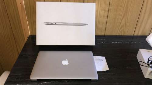 APPLE MACBOOK AIR 2017 13 INCH i5 1.8GHz 128GB SSD 8GB RAM - FAULTY