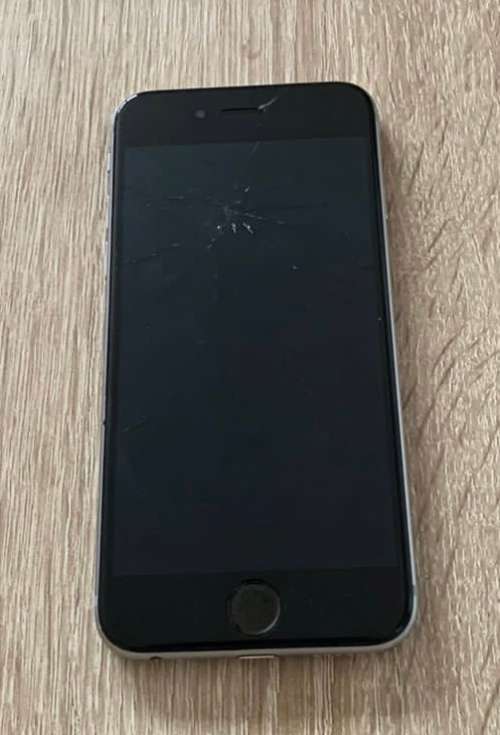 APPLE IPHONE 6S 32GB - SPACE GREY - NO POWER - SPARES