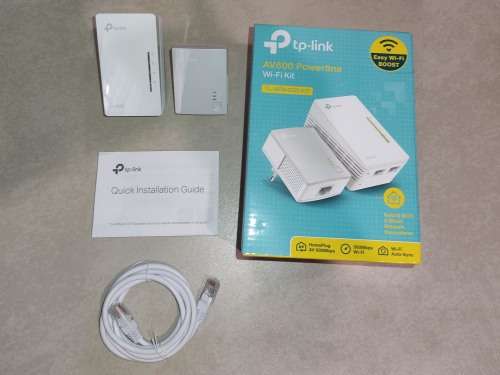 Powerline AV600 Wi-Fi Kit (TL-WPA4220 KIT)