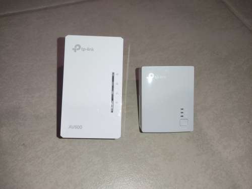 Powerline AV600 Wi-Fi Kit (TL-WPA4220 KIT)