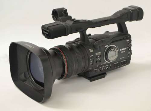 CANON XHA1 CAMCORDER BUNDLE