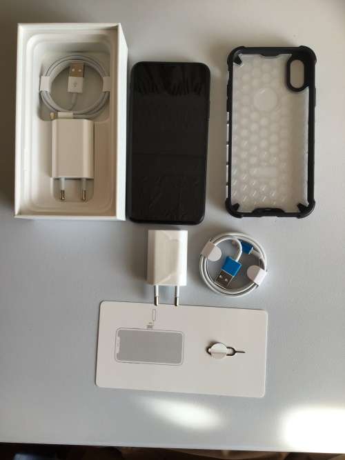 Apple iPhone XS - 64GB