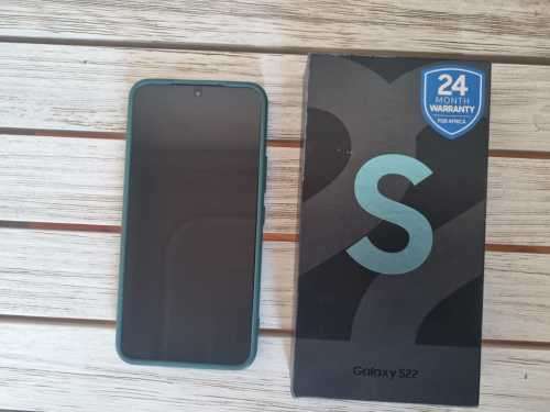 Samsung S22 Green, 256GB - Like new