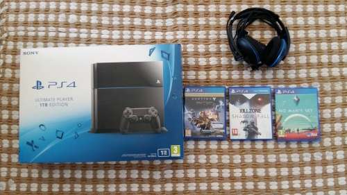 PS4 1TB Edition Plus Ear Force P12 Headset