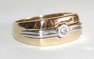 9k / 9ct gold diamond RING: a modern STUNNER. Ready for you. Last one!