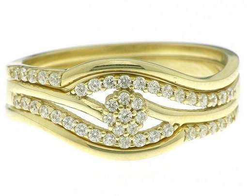 9k / 9ct gold Trip Wedding Set: simulated diamonds = GLAMOROUS