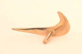 Single 19.2k / 19.2ct Portuguese rose gold Nike swoosh stud EARRING. Ready for you. Last one!