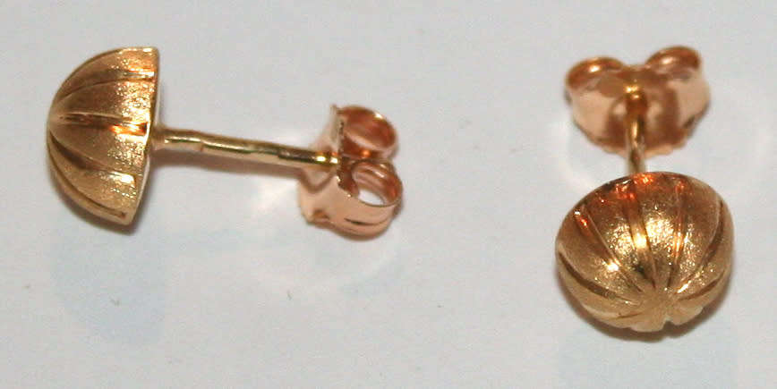 19.2k / 19.2ct Portuguese rose gold 8mm ball stud EARRINGS. Ready for you. Last pair!