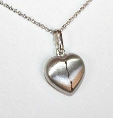 REDUCED MADLY - 9k / 9ct white gold Heart Pendant. Ready for you. Last one!