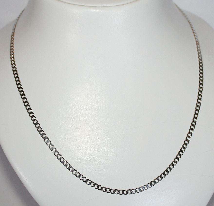 9k / 9ct white gold CHAIN: 4mm curb, 45cm
