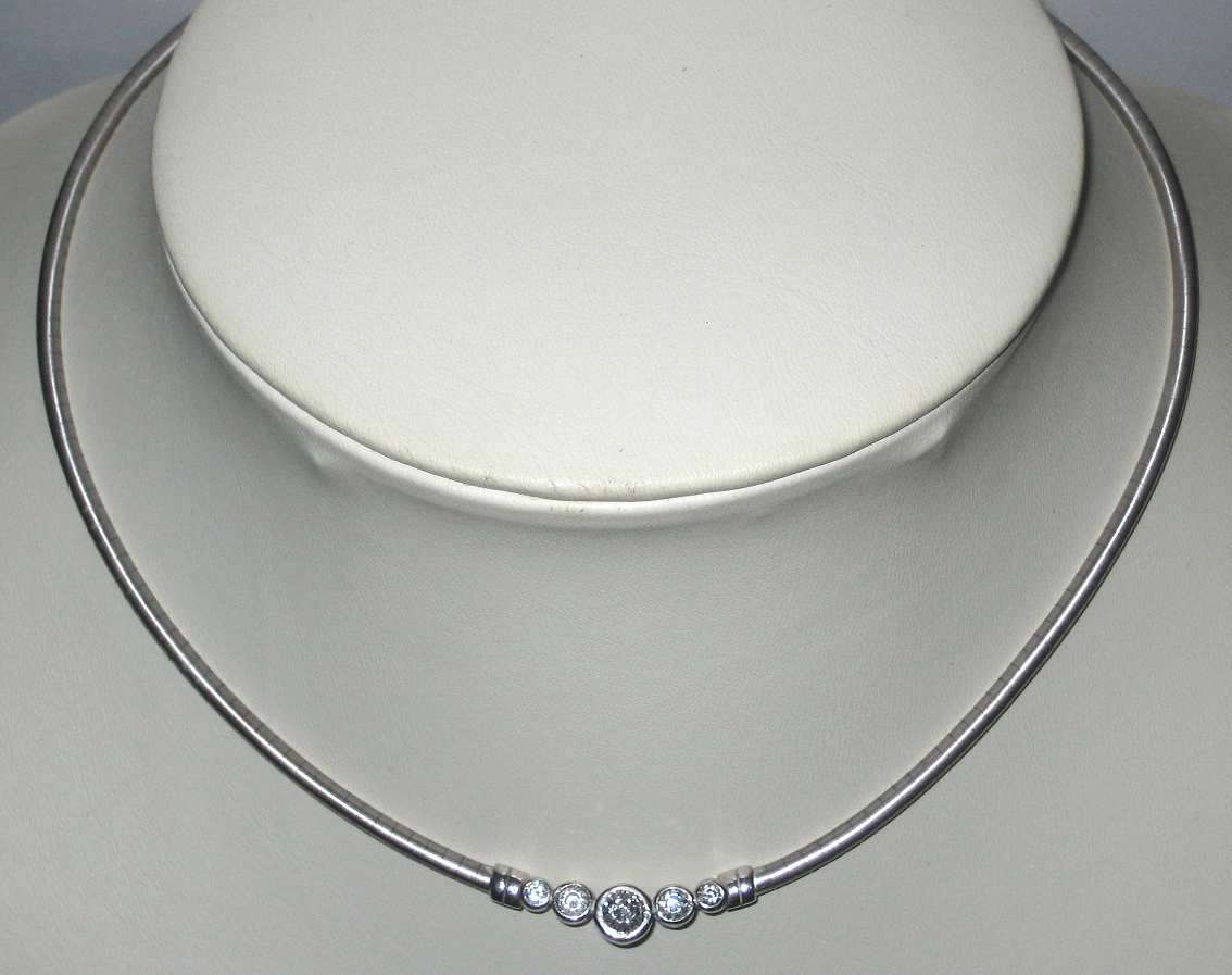 9k / 9ct white gold Omega Necklace, simulated diamonds: a STUNNER! Ready for you