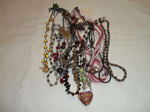Job lot of modern necklaces