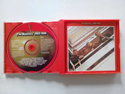 The Beatles  -  1962 - 1966  ( 1993 SA released CD )
