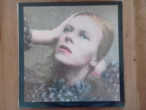 David Bowie - Hunky Dory ( scarce 1972 SA released LP missspelling of two song titles label side 2 )
