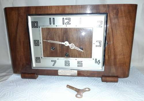 Lovely 1930`s Westminster Mantle Clock in good condition